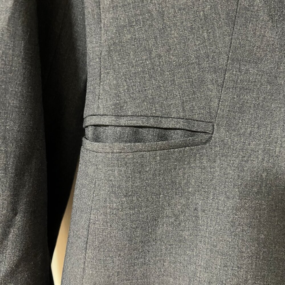 The Limited Collection one-button jacket - Picture 4 of 6